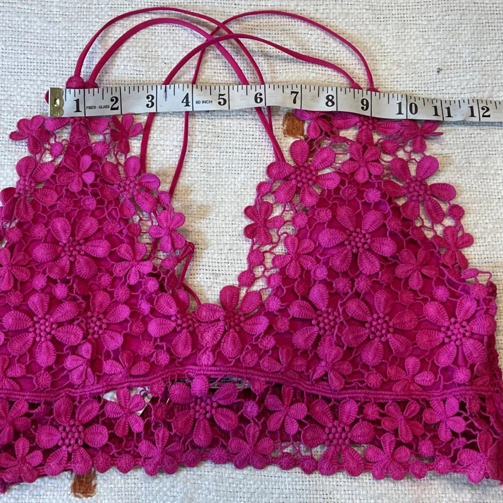 NWT 💘Free People MISS DAZIE floral lace crochet bralette MED Berry fuchsia pink - Picture 3 of 12